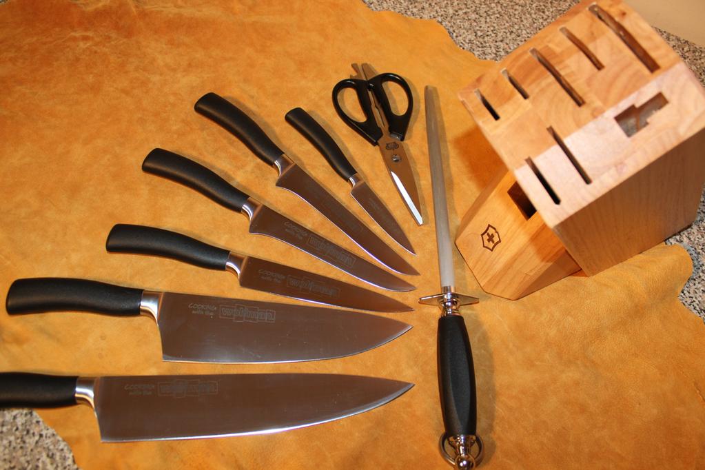 EUROPE FORGED 8 PIECE SET WITH WOODEN KNIFE BLOCK Call to inquire Includes: 10 Chef s 8 Chef s 6 Boning, Semi-flexible 6 Chef s Boning 6 Chef s Fillet, Flexible