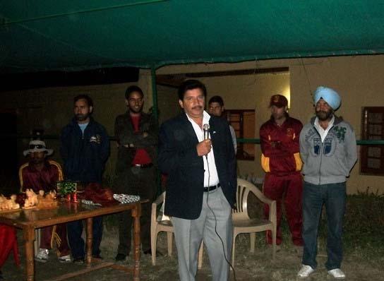 He flagged inn the Expedition by welcoming and felicitating all the successful participants and summiteers.