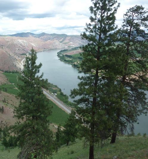 Compared to Wenatchee-area favorites Sage Hills and Saddlerock, the slopes of Ribbon Cliff are much closer to the Columbia River.