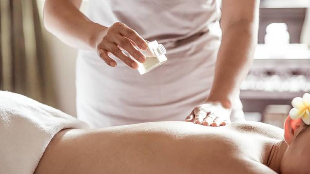 Make your stay extra special Club Med Spa by CINQ MONDES packages* THE BEST TREATMENTS AND MASSAGE TECHNIQUES FROM AROUND THE WORLD.