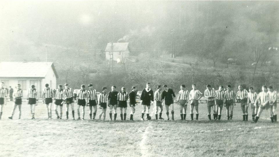 Avgusta tega leta je bila v Laškem prijateljska tekma med NK Pivar in NK Vojnik, ki so jo dobili gostje s 3 : 2. Laščani so ob polčasu vodili 2 : 1. Leta 1966 so Laščani igrali v zasavski ligi.