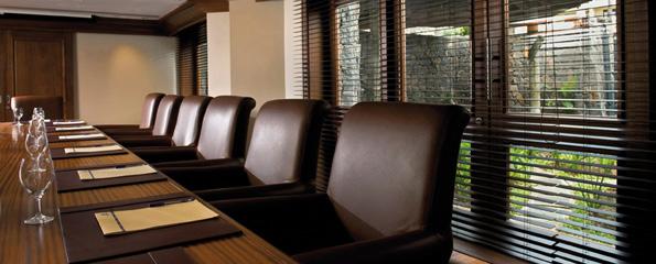 It also offers 6 air-conditioned conference and board rooms for exclusive functions with modern equipment and services.
