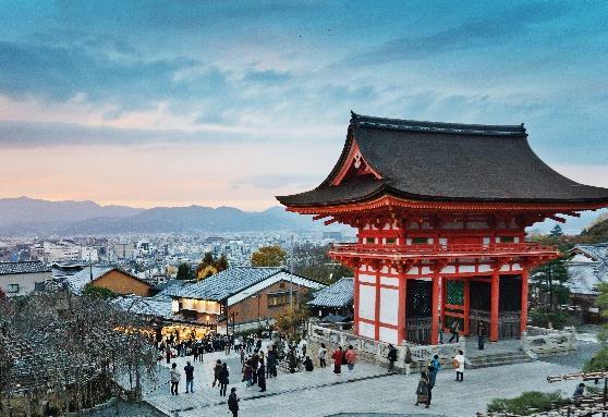 Please note: Kiyomizu Temple is undergoing renovations which may last until 2020. You can still visit the temple and the shrines around it and your touring will not be affected.