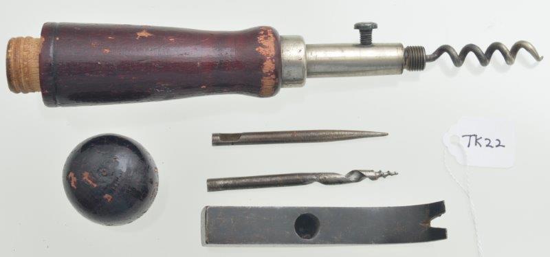 TK22 Wood handle tool holder and