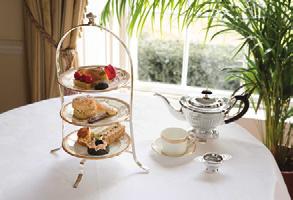 Using vintage style teapots and Vera Wang china, Lady Fitzgerald s Afternoon Tea is the perfect place to soak up the Manor House atmosphere, as you enjoy an afternoon with a delicious