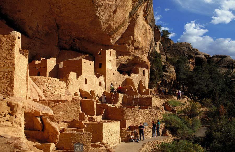 Absent are the crowds, commercialism, and amenities of Mesa Verde. Hikes to visit Tree House, Lion House, Morris V, and Eagle Nest within Lion Canyon involve some climbing and use of ladders.