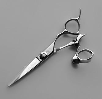 15 BLACK-SMITH Fit Innovative scissors design with a triangular and angled finger hole that fits almost any hand.