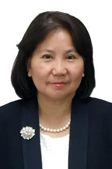 Curriculum Vitae Professor Pearl, Yueh-Hsiu Lin, Ph. D.,CHA Professor Pearl Lin earned her Master Degree from the University of Oregon, USA in 1984, and her Ph.D. from the Oxford Brookes University, UK in 1997.