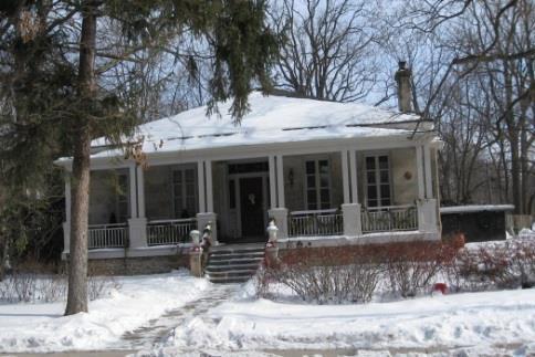 McKenzie, an early settler who commanded a battalion of the Wentworth militia during the 1837 rebellion, had this home built for himself in 1846. It is a first class example of a Regency cottage.