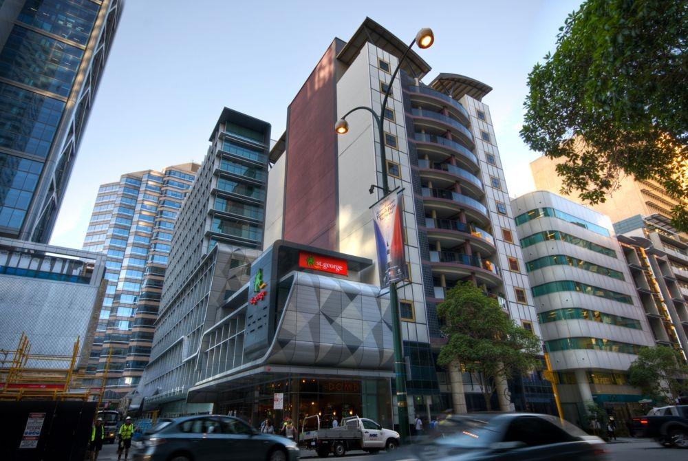 INVESTMENT ACTIVITY Preston Rowe Paterson Research recorded the following major sales transactions that occurred during the second half of 2016: 167 St Georges Terrace, Perth, WA 6000 Zone Q