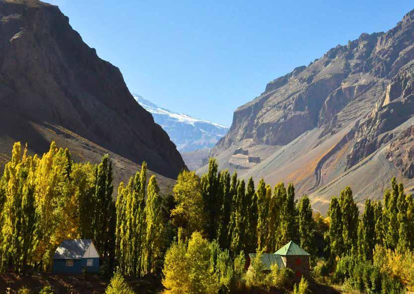 CAJÓN DEL MAIPO AND EL YESO RESERVOIR We invite you to discover the beauty and grandeur of the Andes mountains range, and one of the main areas of eco-tourism of central Chile called