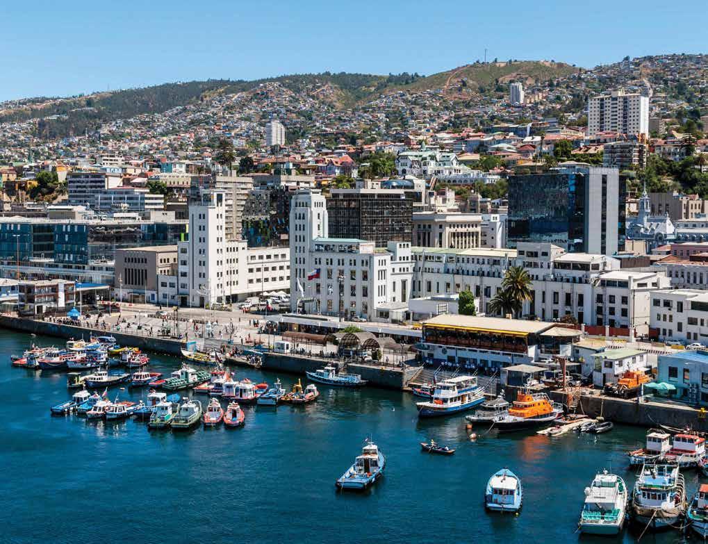 Later, we will visit the city of Viña del Mar, a coastal city neighbor of Valparaiso.