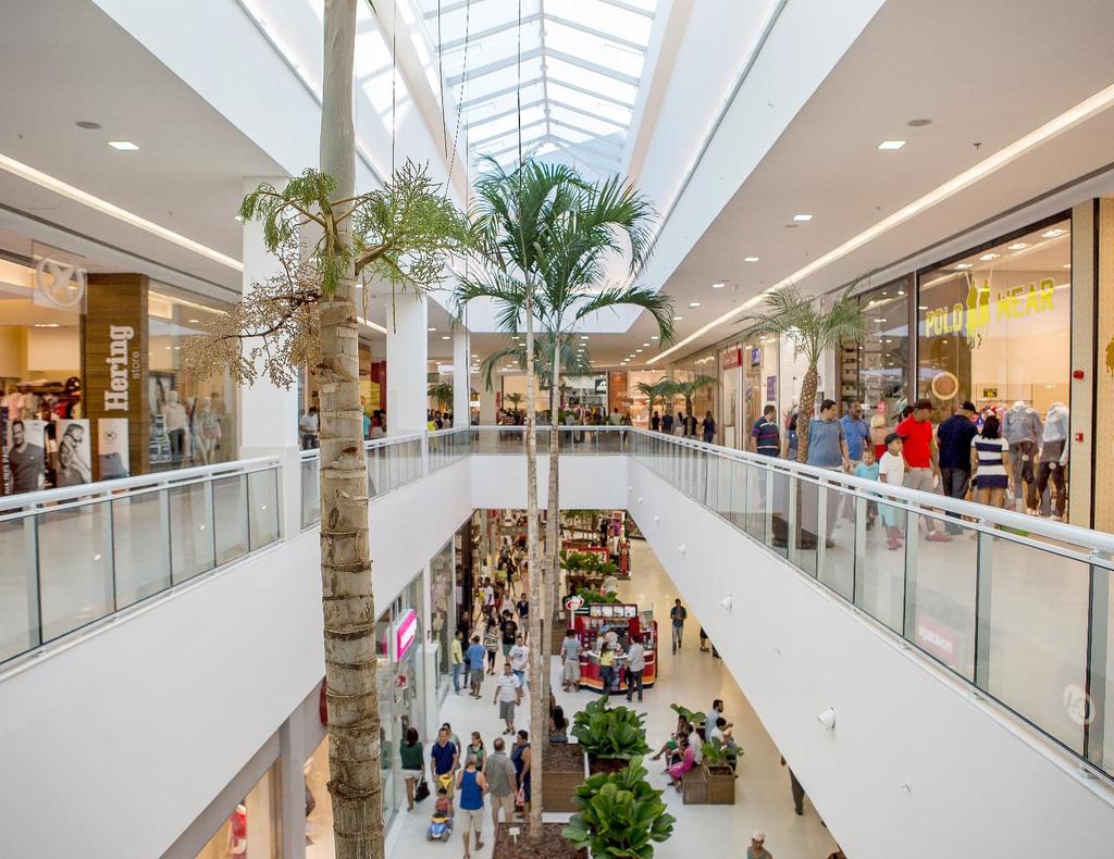 Portfolio Overview - Shopping Bela Vista Shopping Bela Vista is located in a growing region in the city of Salvador, across a major traffic intersection integrated to the city s public transportation