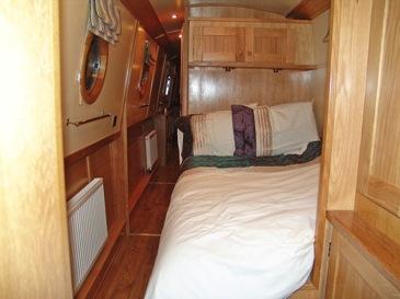 GENERIC FIXTURES AND FITTINGS Cabin sides and ceilings are lined with painted plywood and trimmed with solid oak. Hull sides are lined with light oak veneered plywood and trimmed with solid oak.
