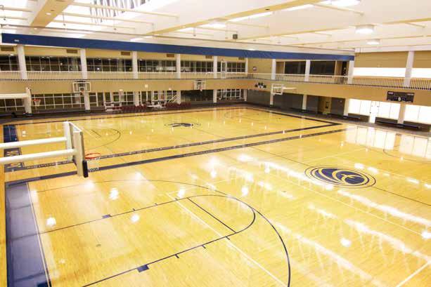 STATE-OF-THE-ART EQUIPMENT INDOOR TRACK INDOOR BASKETBALL & RACQUETBALL