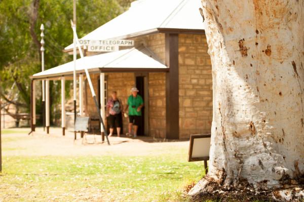 Taste of the Top End Itinerary Adelaide - Alice Springs - Darwin - Litchfield National Park Alternative itineraries available: Darwin to Adelaide, Alice Springs to Darwin and Darwin to Alice Springs