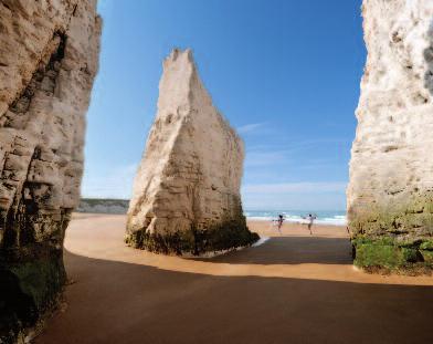Botany Bay BROADSTAIRS Broadstairs succeeds in more than satisfying the needs of today s generations of short break, weekend visitors and daytrippers who flock to its beaches.