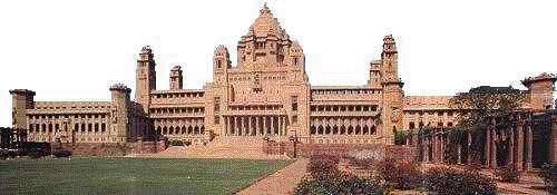 INVESTMENT OPPORTUNITIES Hotels / Resorts at heritage sites situated in Karnataka, Kerala, Madhya Pradesh,