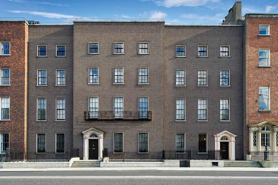 PRESTIGIOUS ADDRESS 47-49 St. Stephen s Green represents a rare opportunity to occupy a stunning office building in Dublin s most sought-after address.