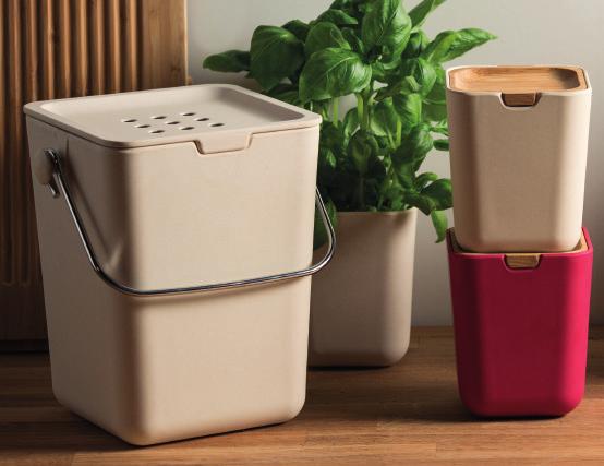 nubu The Typhoon Nubu compost caddy is ideal for kitchen countertops, it s great for kitchen scraps such as vegetable peelings, teabags,