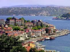 Halic Bay (Golden Horn) a horn-shaped bay located on the European side of Istanbul is one of the most beautiful natural harbors in the world.