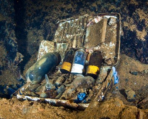 The largest wreck in the lagoon at 155m (510ft), the Heian Maru was built in 1930 as a passenger cargo ship.