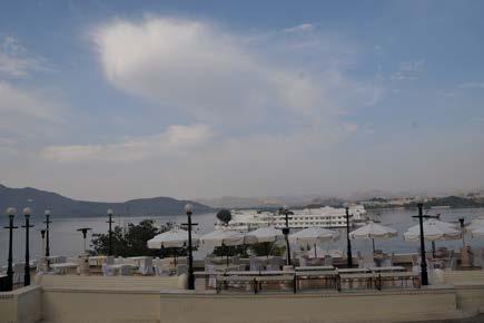 Page 7 of 11 Day 8: Udaipur 3 rd Feb After buffet breakfast, explore the Venice of the East.
