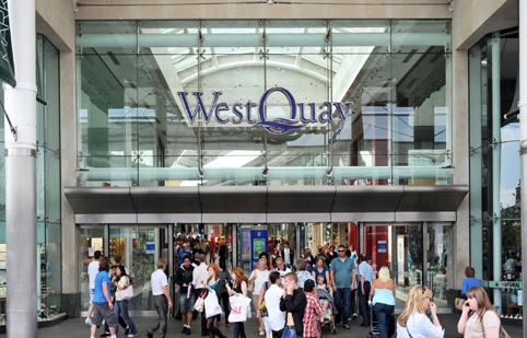 Retailing in Southampton Southampton is the principal retailing destination on the south coast with an estimated retail floorspace at 2.