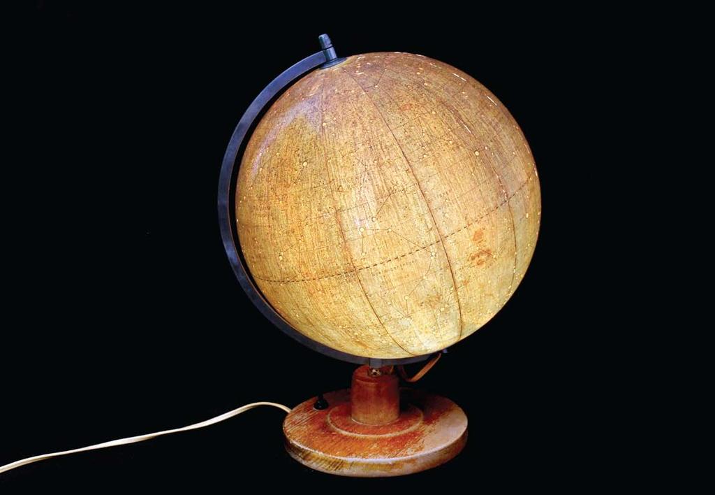 Глобус небеске сфере A celestial sphere globe Наслеђе