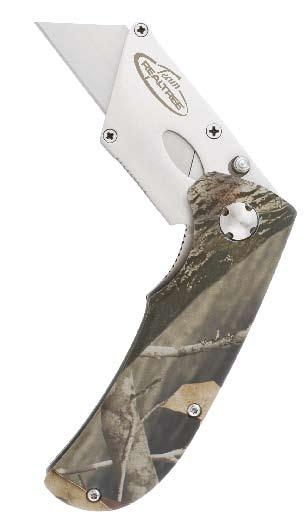 LINERLOCK FOLDING KNIFE Model 91-RT20CP Features Realtree Hardwoods Green HD Camo on sleek contoured handle.