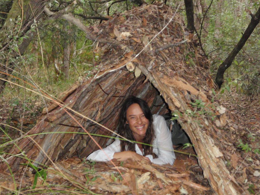 How Do We Make A Debris Shelter? Today we are going to learn about how to make a waterproof debris shelter from natural materials in the wilderness.