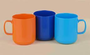 Mugs Plastic mugs The standard tariff is 15 soms