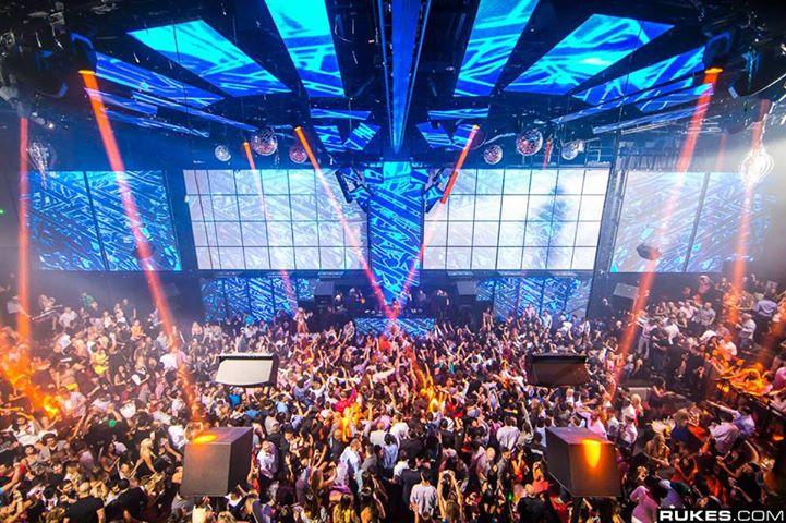 Resident DJs: Benny Benassi, Cedric Gervais, Porter Robinson, Vice, Politik, Cash Cash Marquee Nightclub is one of the newest and hottest nightclubs in Las Vegas.