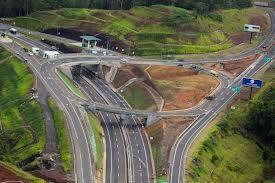 overpasses Via Tocument expansion to 6 lanes Cinta costera