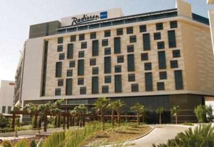 YAS ISLAND ROTANA HOTEL Room Type: Classic Room 1 King or 2 Twin Beds Room Rate (Single) incl. Breakfast & Wi-Fi: AED 761.00 / USD 211.39 Room Rate (Double) incl. Breakfast & Wi-Fi: AED 811.