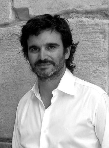 Tour leaders Thomas doxiadis is greece s leading architect/landscape architect. He is talented, totally unassuming and unpretentious, charming and highly intelligent with wonderful sensibilities.