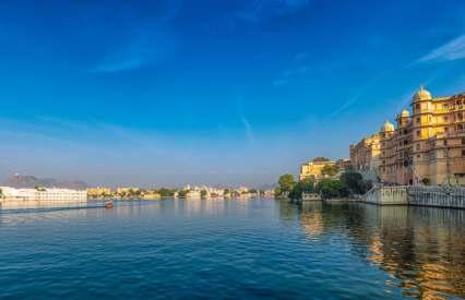 It's construction began in 1553, started by Maharana Udai Singh II of the Sisodia Rajput family as he shifted his capital from the erstwhile Chittor to the new found city of Udaipur.