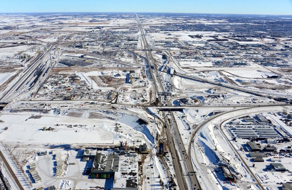 Yellowhead Trail Systems Interchange 16 new bridge structures on 3 elevations New multilevel, free-flow interchange replacing existing interchange Broadmoor Bld