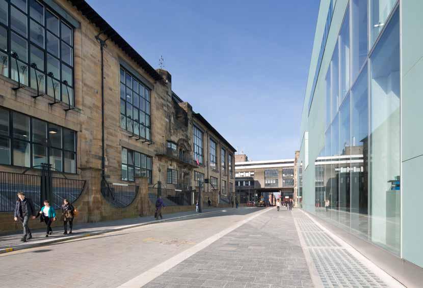 Notable landmarks include The Glasgow School of Art,Centre for Contemporary Arts, Tenement House, Glasgow Film Theatre and the Royal Highland Fusiliers Museum.