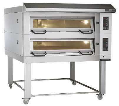 The D1+ panel is programmable with up to 40 recipes in 2 to 4 temperature steps. The panel has 3 dampers settings and separate temperature settings for the top and bottom heat.