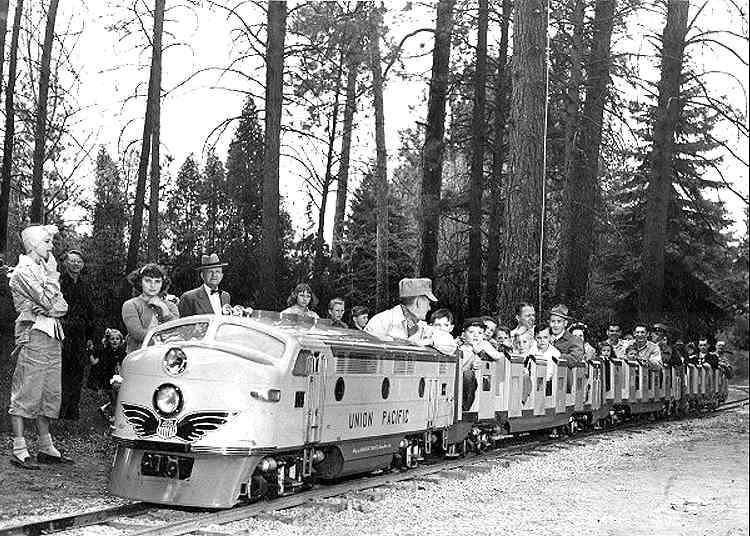 The last addition to the park was the Golden Spike which opened in the spring of 1952. It was a 16-gage miniature train, manufactured by the Miniature Train Mfg. Co. of Rensselaer, Indiana.