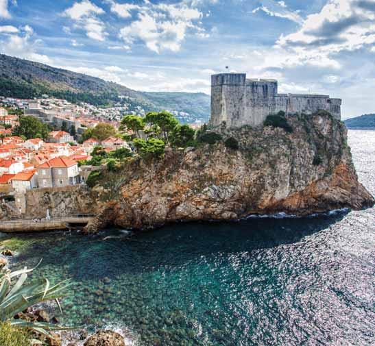 in Dubrovnik 3*) on half board basis Local guides for sightseeing tours of Dubrovnik, Split, Zadar