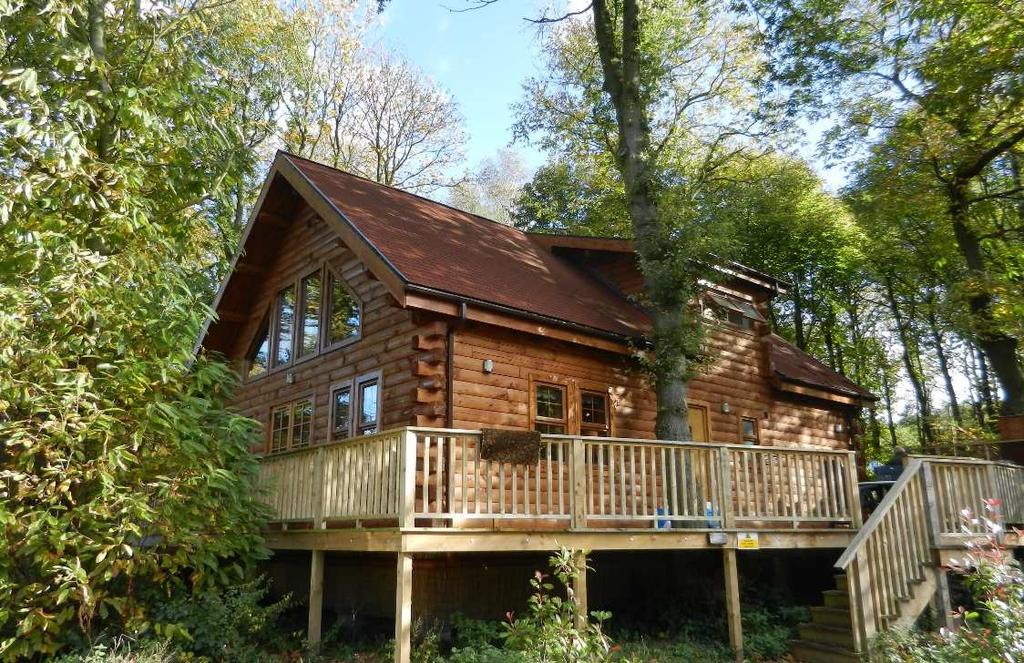 constructed cosy timber cabin. All the lodges were supplied by Kuhn Brothers (www.kuhnsbros.com) of Pennsylvania and are finished to a very high contemporary standard.