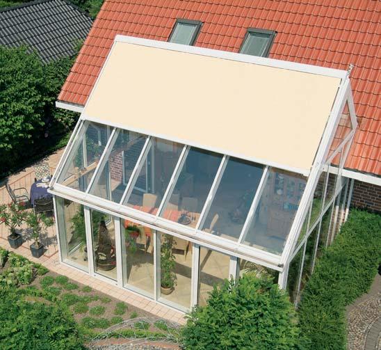 Whether fitted internally or externally, whether the area of glass is large or small, whether the roof is hipped or asymmetrical - the versatility and legendary quality of the markilux range of