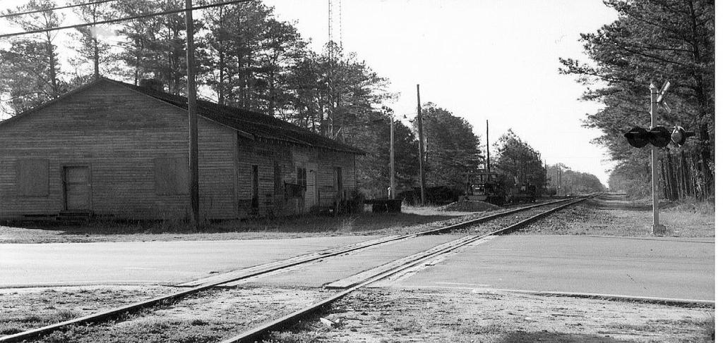 Atlantic & East Carolina Railway Freight Depot, Havelock, N.C., circa 1998, view facing south. A Little History New Bern was founded as a city.