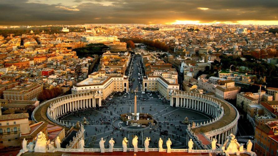 (B, L, D) Sept 17 th : ROME This morning we take you on a guided tour of Classical Rome featuring some of the most important sights, including a trip to the Vatican City and a visit of St.