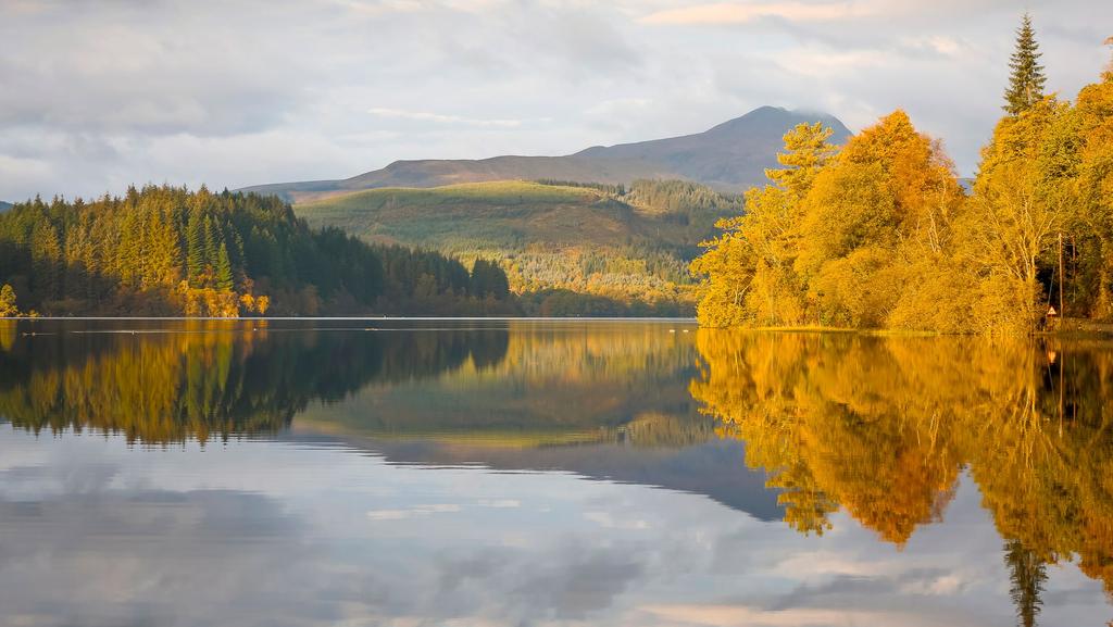 Local Attractions There are a number of local sights and attractions within Loch Lomond & The Trossachs National Park.