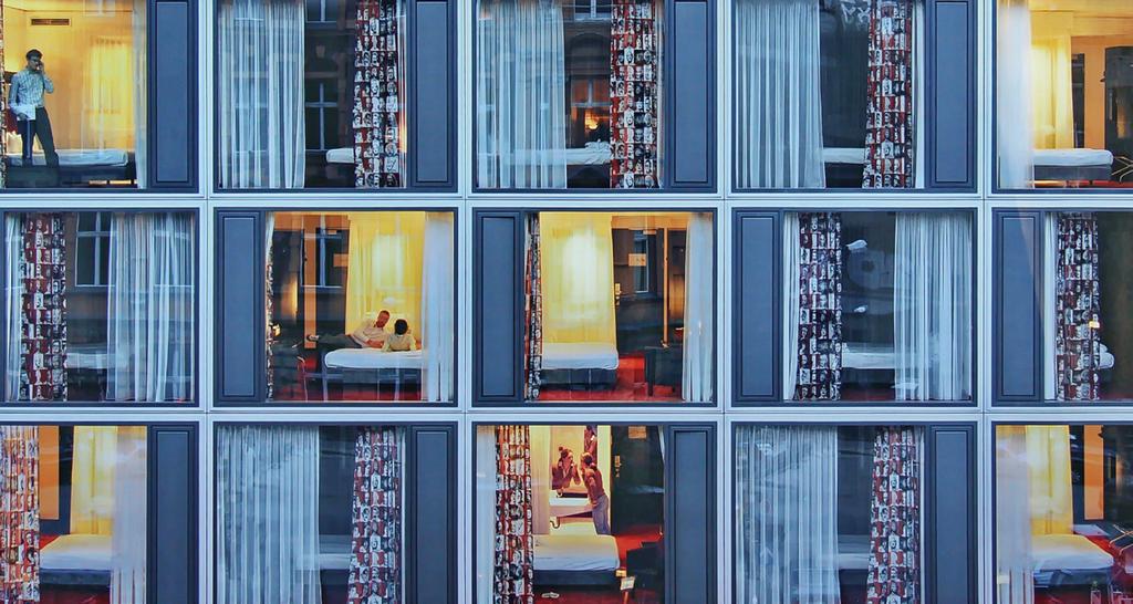 The ARCOTEL Velvet with its floor to ceiling windows is hidden behind a glass façade in the Oranienburger Straße in Berlin-Mitte - home to the city s vibrant arts and culture scene.