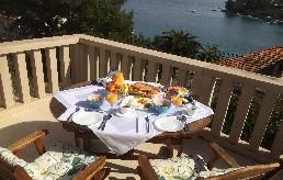 Day 5 DUBROVNIK known as Pearl of the Adriatic There is no better feeling than waking up in your villa, enjoying a leisurely breakfast and knowing that today we cruise towards the UNESCO World