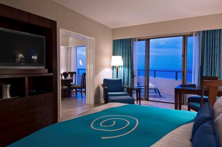 OCEAN VIEW SUITE Located on the main building, each of our spacious and spectacular Suites includes an ample terrace with